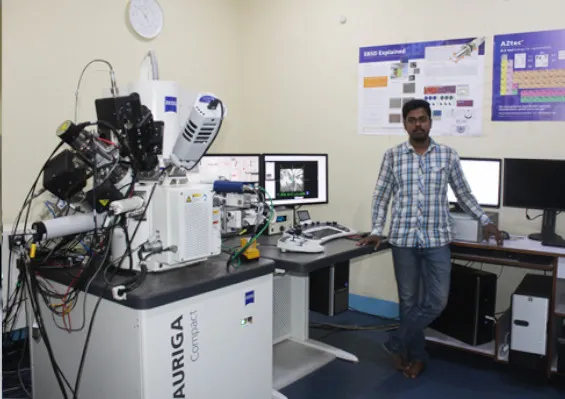 Cross/Dual beam FIB-FEG Microscopy Laboratory (FIB Lab)