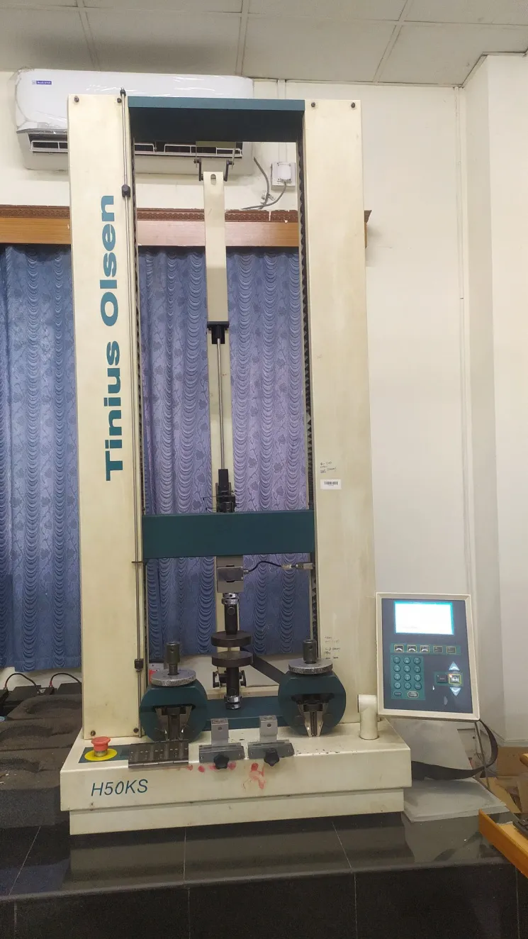 Universal Testing Machine (UTM)